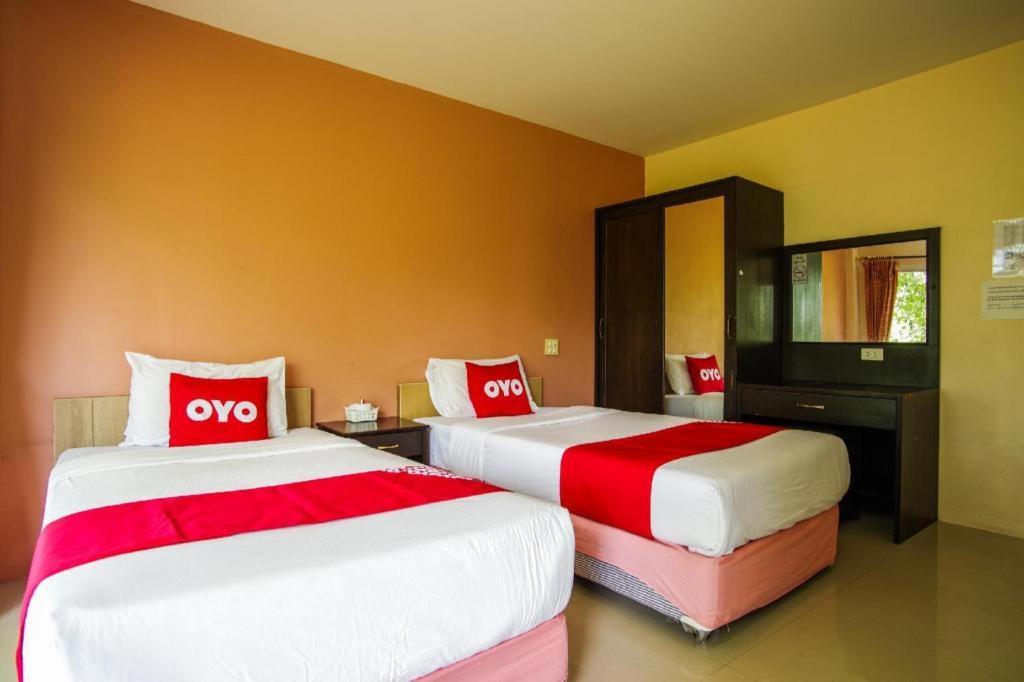 Hotel Oyo 384 Ban Sabaidee Phra Nakhon Si Ayutthaya Esterno foto